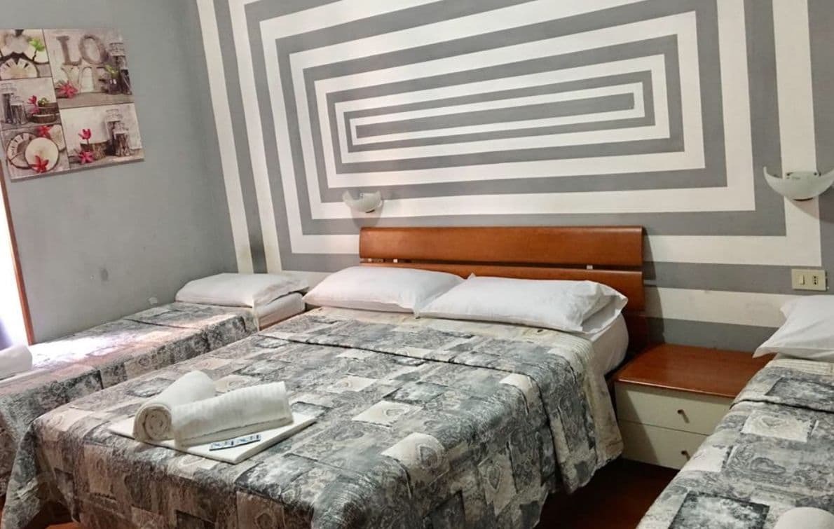 Hotel Hi Termini Roma Esterno foto